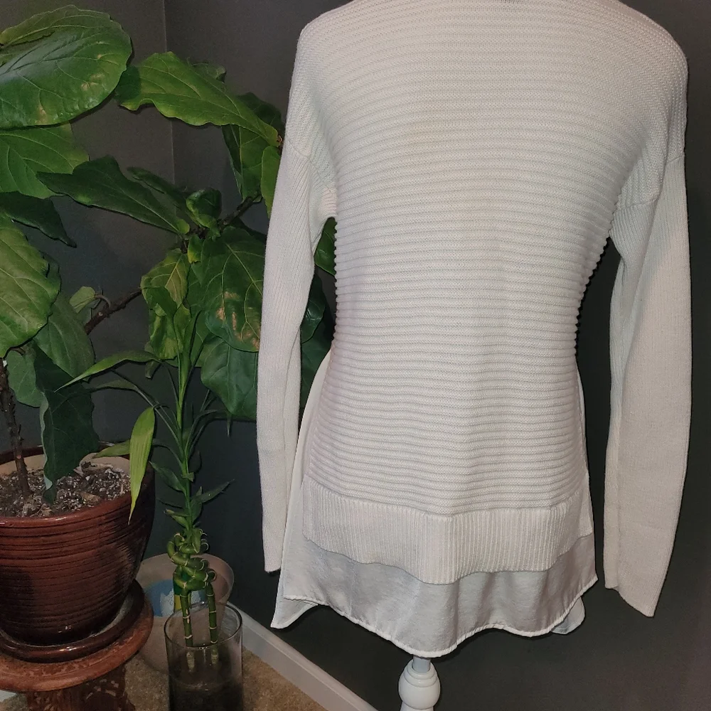 Simply Vera Wang White Double Hem Knit Sweater - Picture 3 of 6